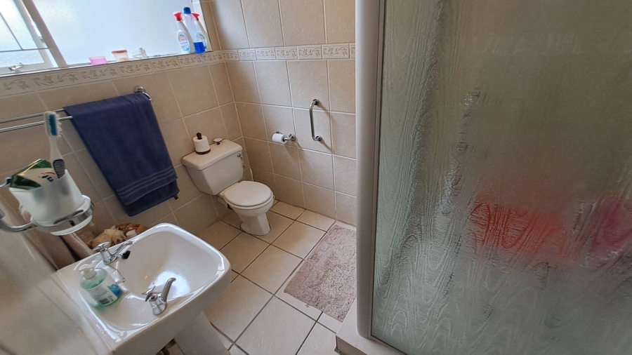 3 Bedroom Property for Sale in Langenhovenpark Free State
